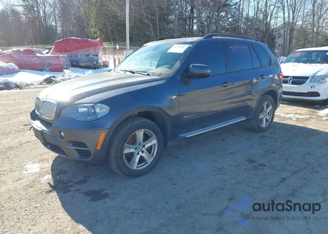 2012 BMW X5 xDrive35D z USA, uszkodzony, nr VIN 5UXZW0C57C0B89944